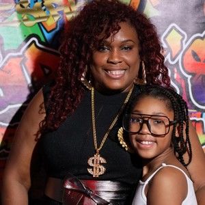 Meet your Posher, Desiree